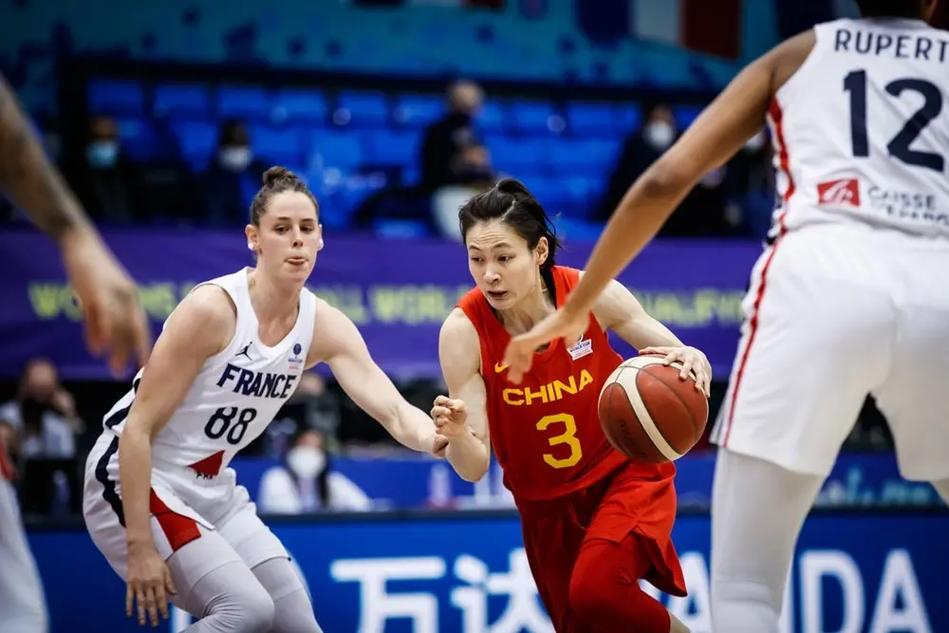 中国对法国女篮比赛直播